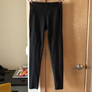 Outdoor Voices 7/8 Warmup Legging